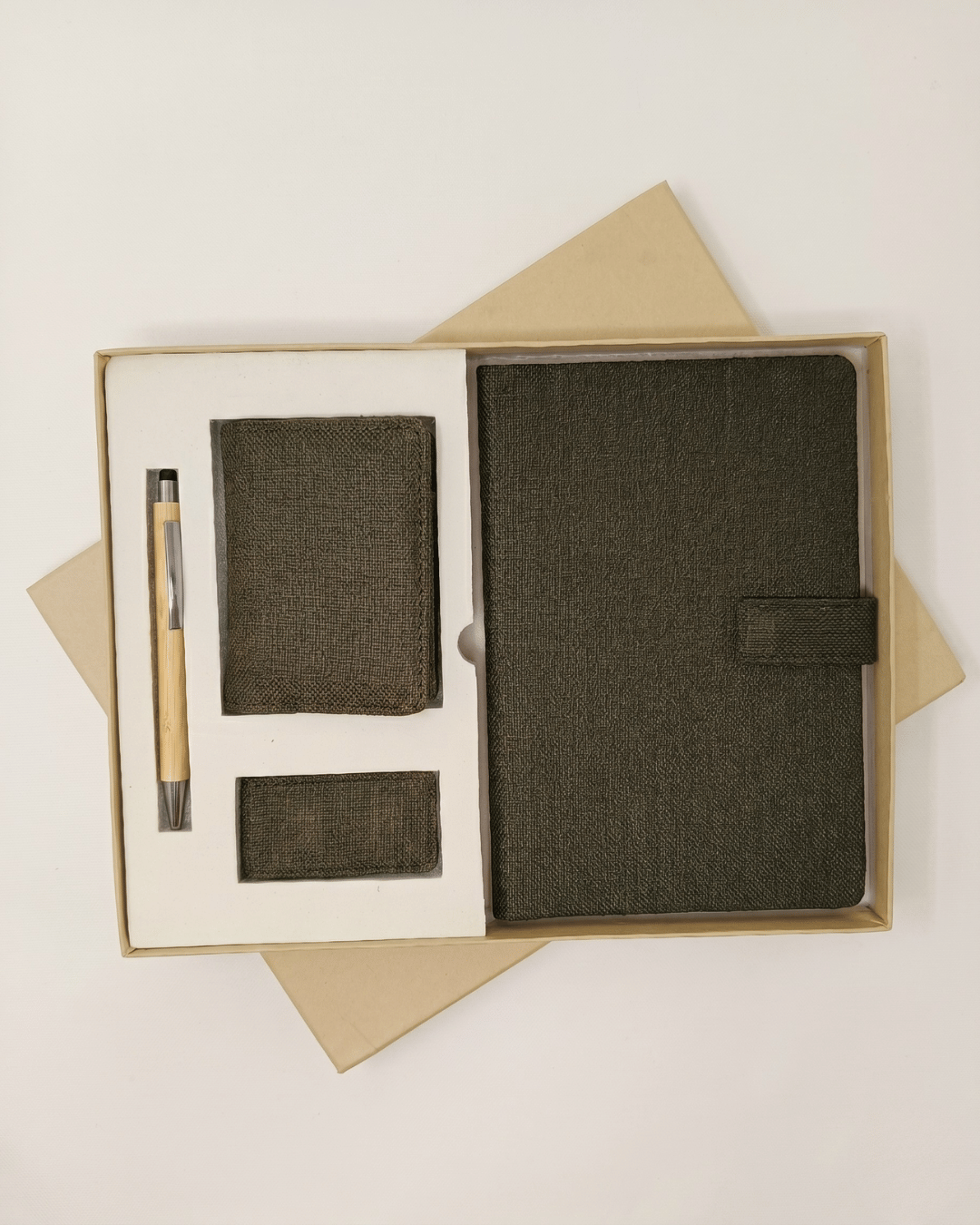 The Executive Hamper 1: Button Flap closure Diary, Horizontal Card Holder, Money Clip, Pen