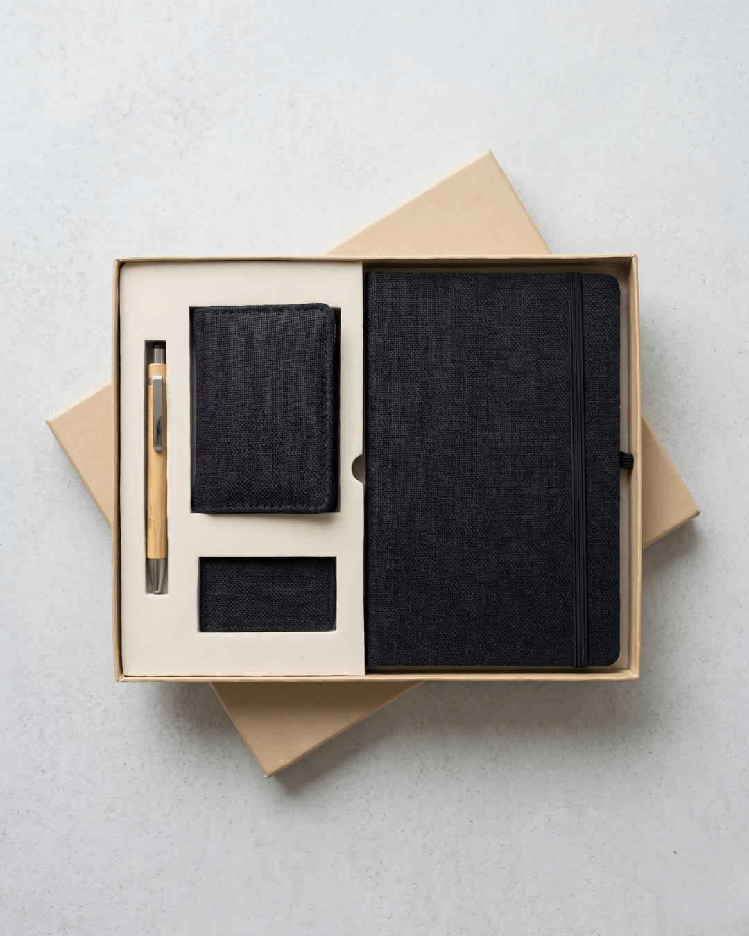 The Executive Gift Set 1 : Hemp Diary with Elastic Loop, Money Clip, Horizontal Card Holder & Pen