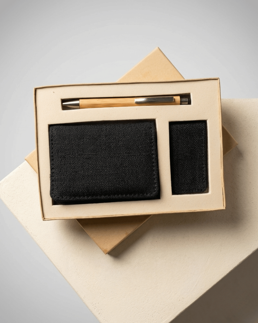 Eco Conscious Gift Set: Hemp Horizontal Card Holder, Hemp Money Clip & Pen