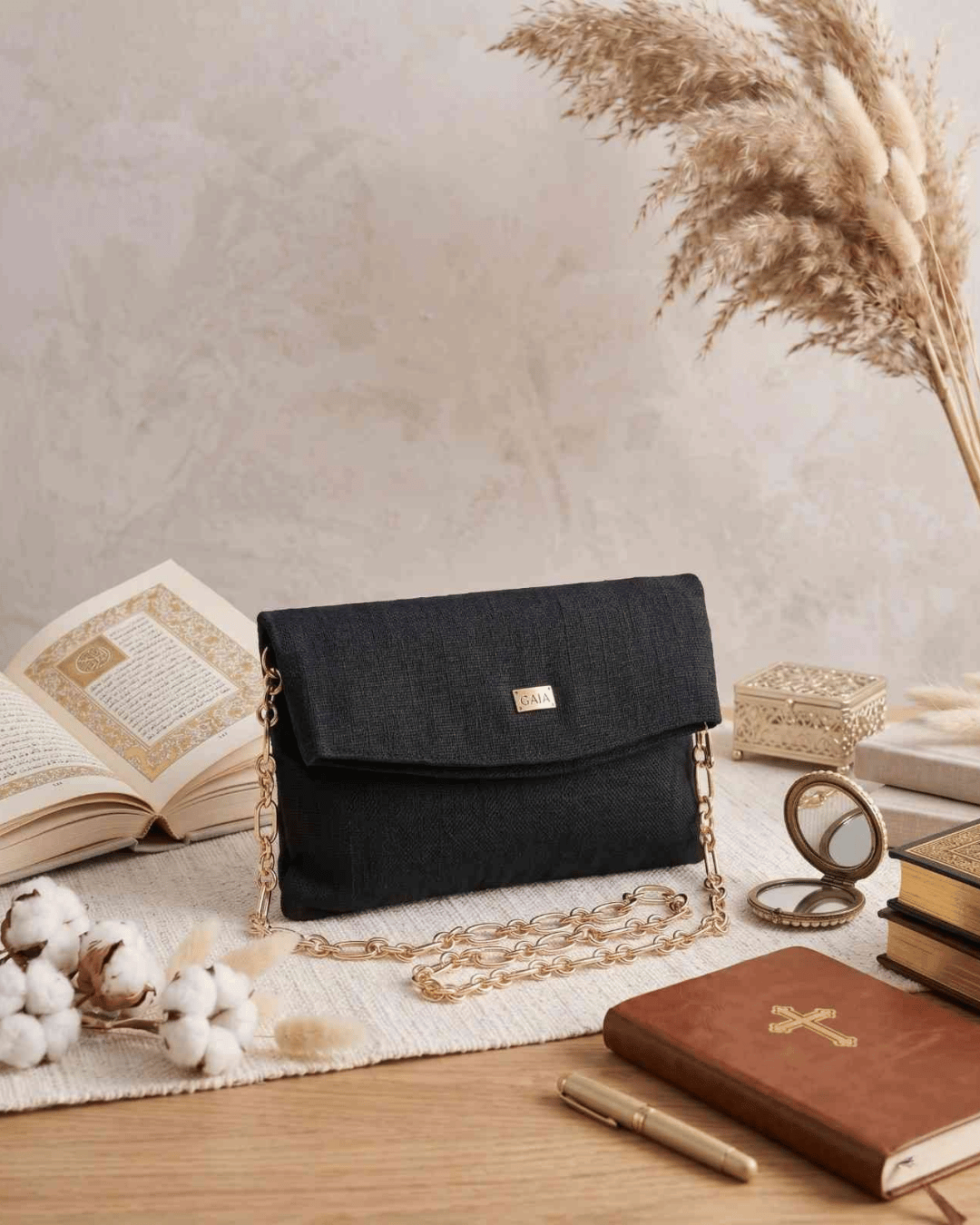 Gold Chain Hemp Bag