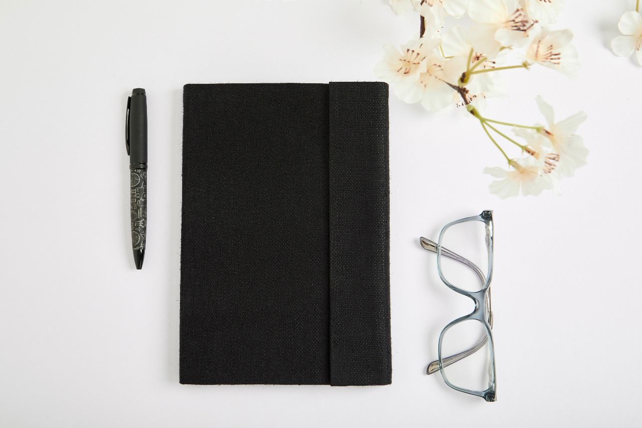 Hemp A5 Notebook Diary with Magnetic Flap Closure image 3