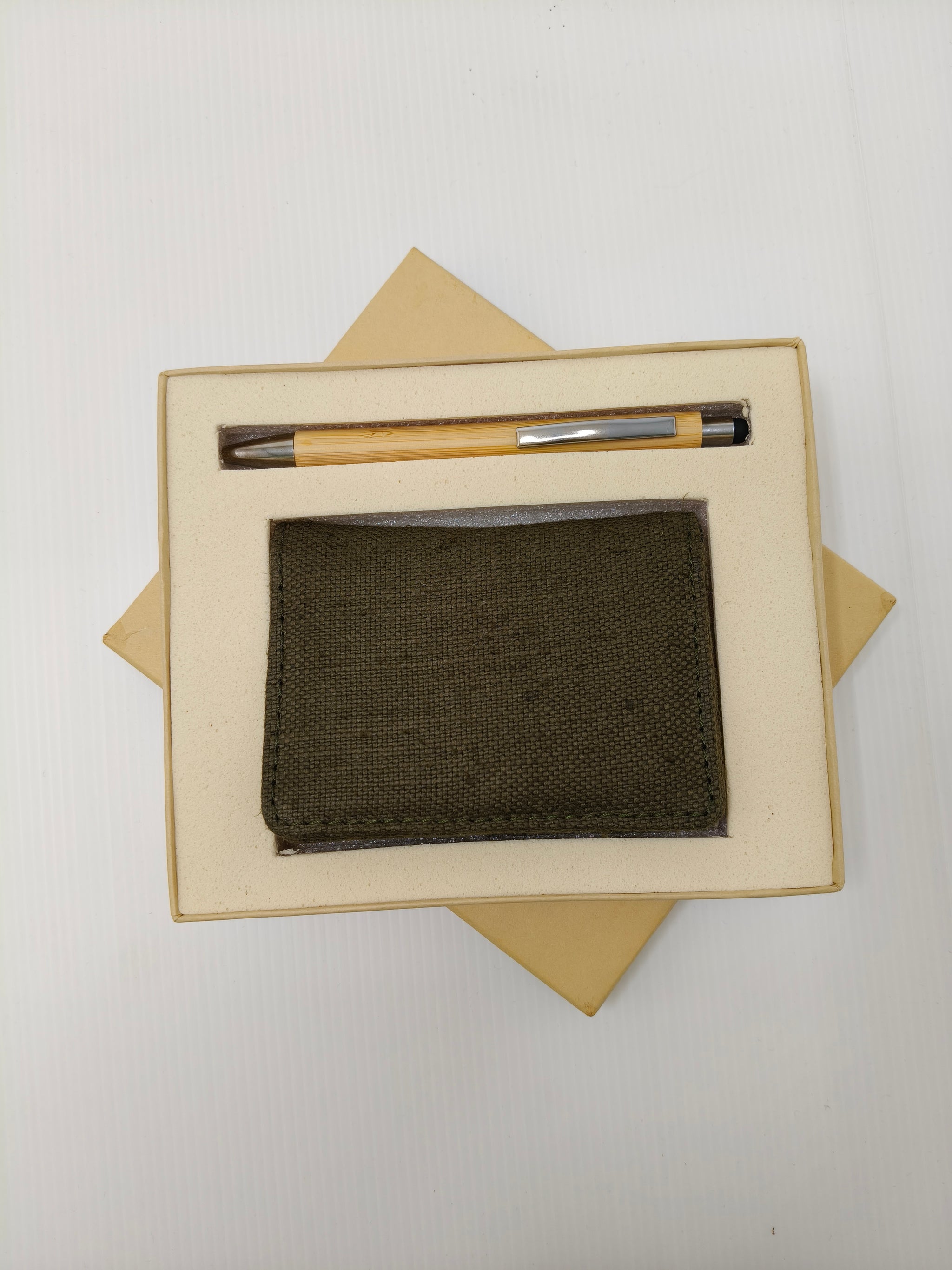 Pen and Horizontal Card Holder