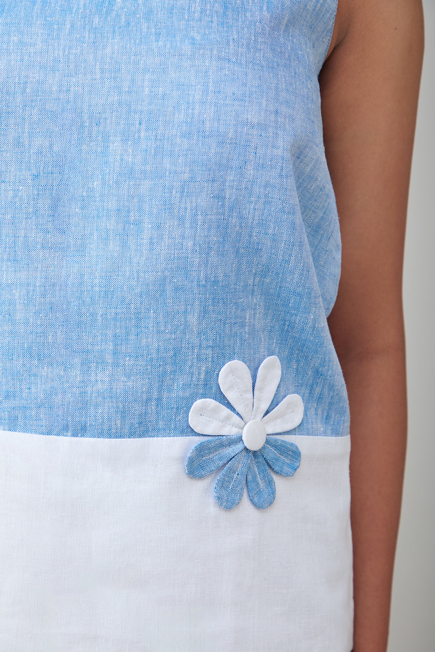 Hemp And Bamboo Contrast Sleeveless Flower Top
