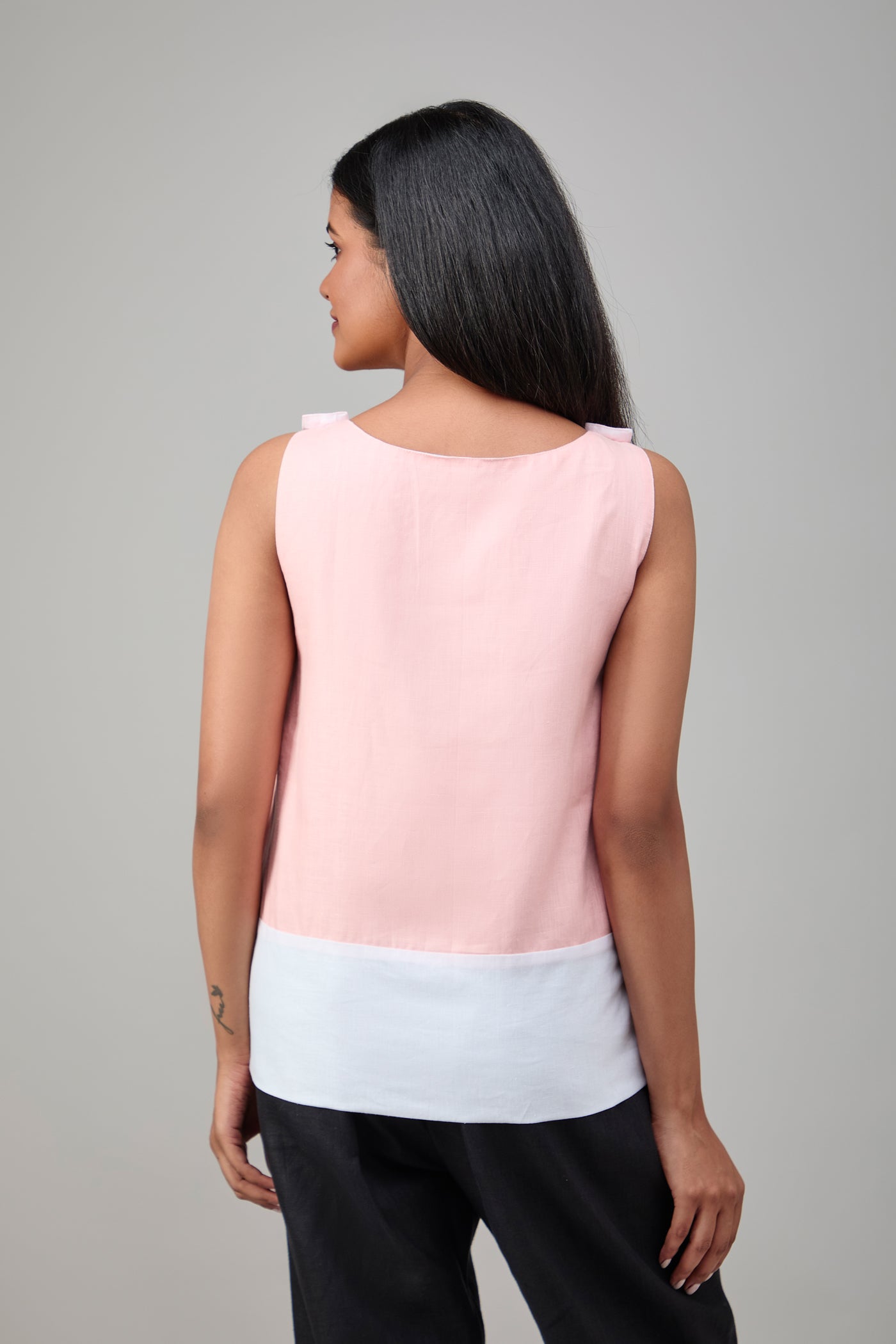 Hemp And Bamboo Contrast Sleeveless Flower Top