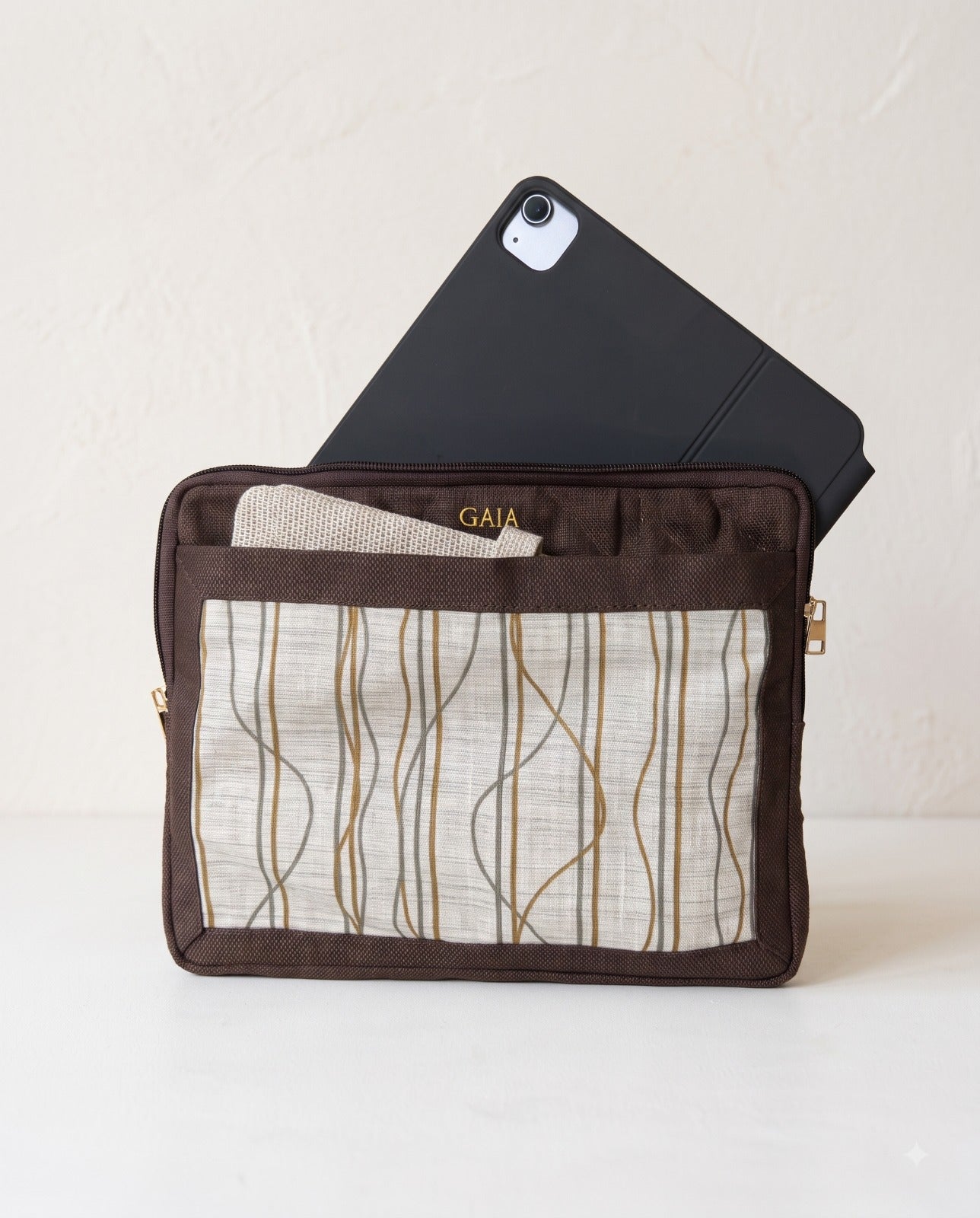 The Minimalist Hemp iPad Organizer